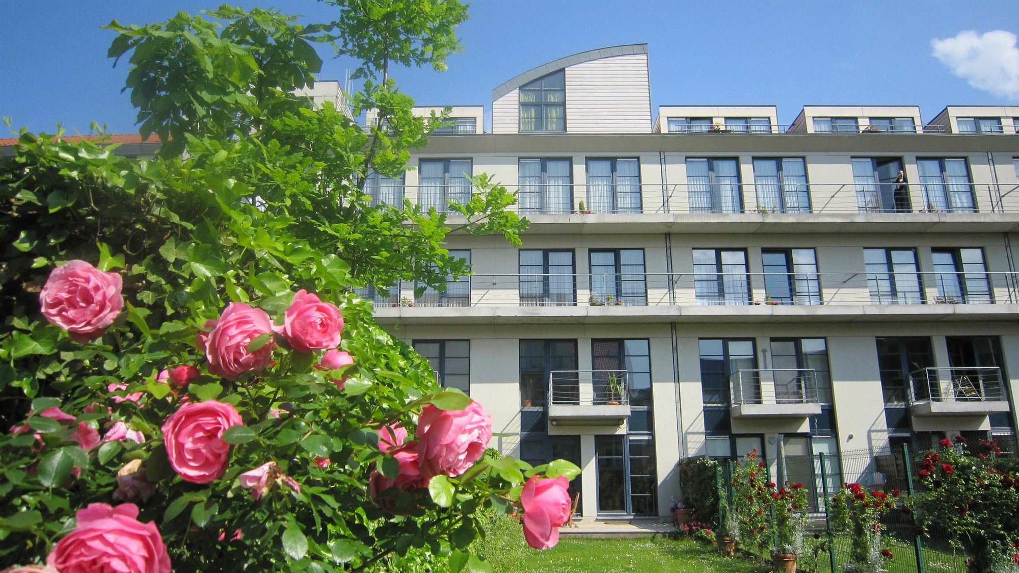 Aparthotel Axl Flathotel Continental Stay 익셀레스 외부 사진