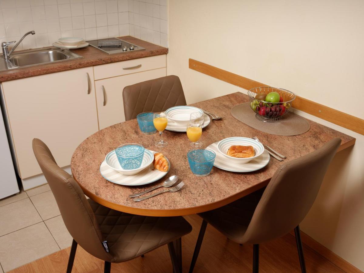 Aparthotel Axl Flathotel Continental Stay 익셀레스 외부 사진